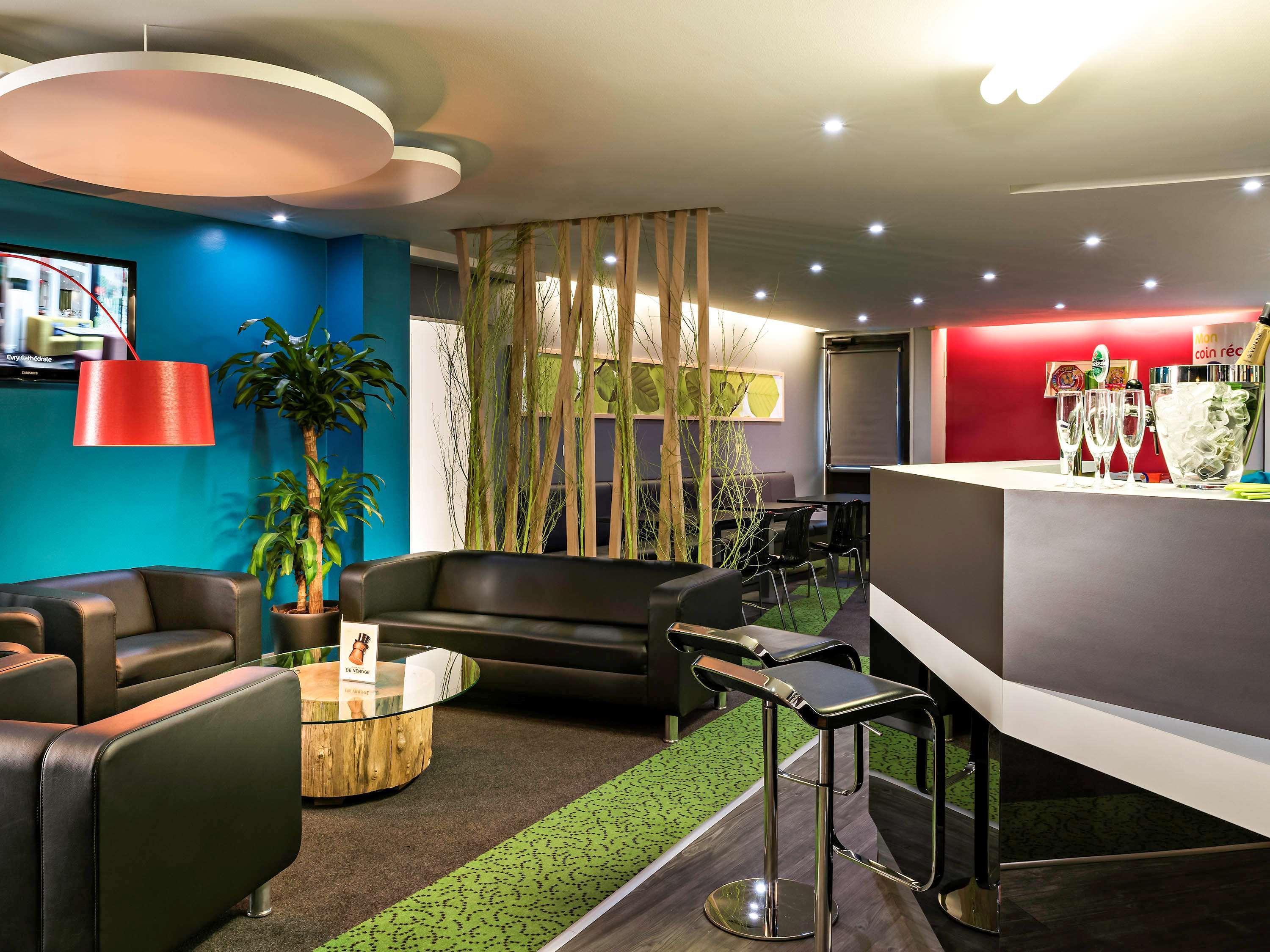 Hotel ibis Styles Reims Centre Exterior foto
